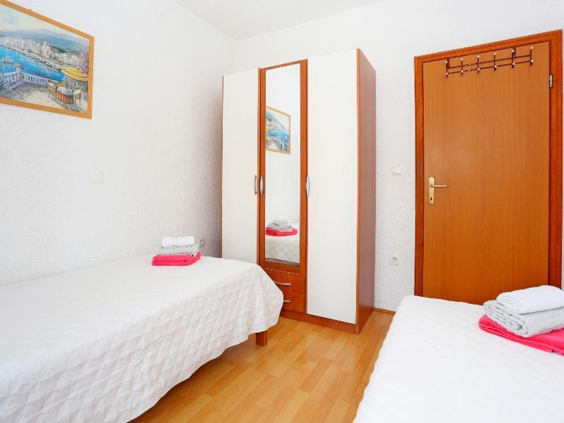 Apartments Damir Kastel Stafilic Exterior photo